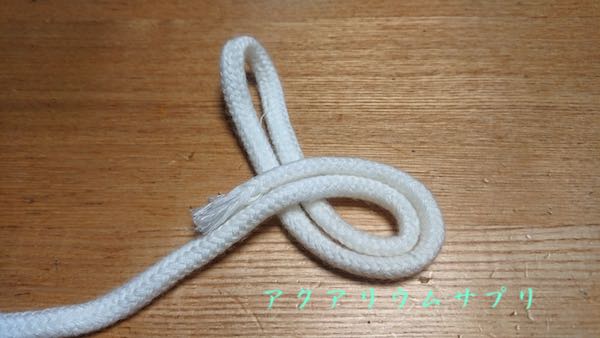 ウィローモスを巻くテグスの縛り方1